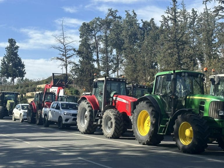 Εκδήλωση διαμαρτυρίας πραγματοποιούν τη Δευτέρα γεωργοί σε Αμμόχωστο και Πάφο