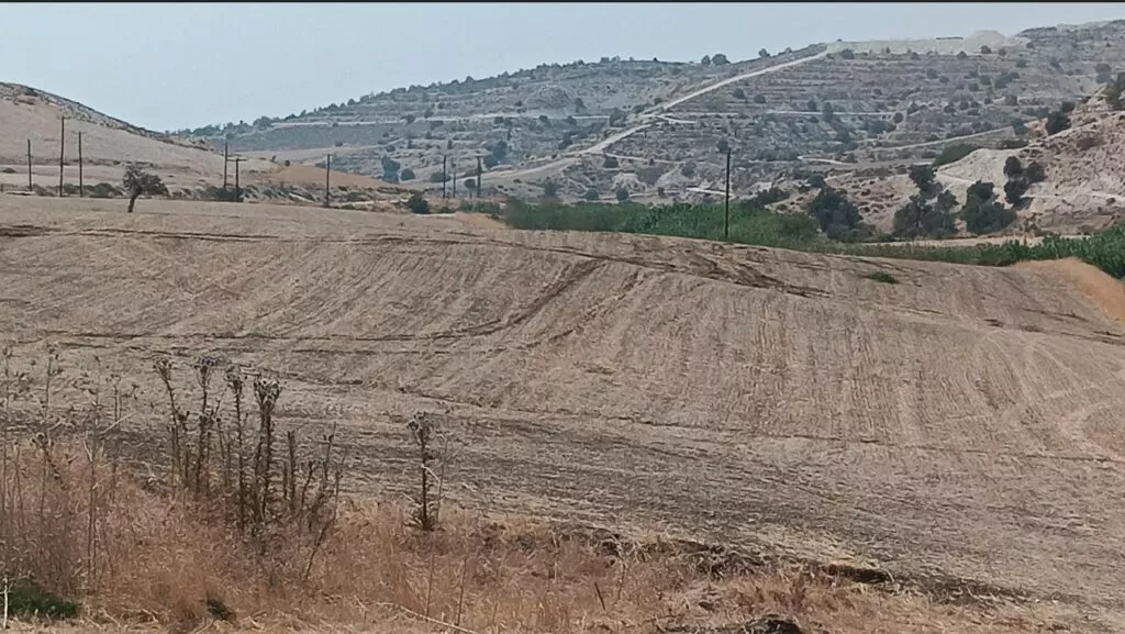 Φρένο στην ΑΗΚ για αιολικό πάρκο στα Κελλιά