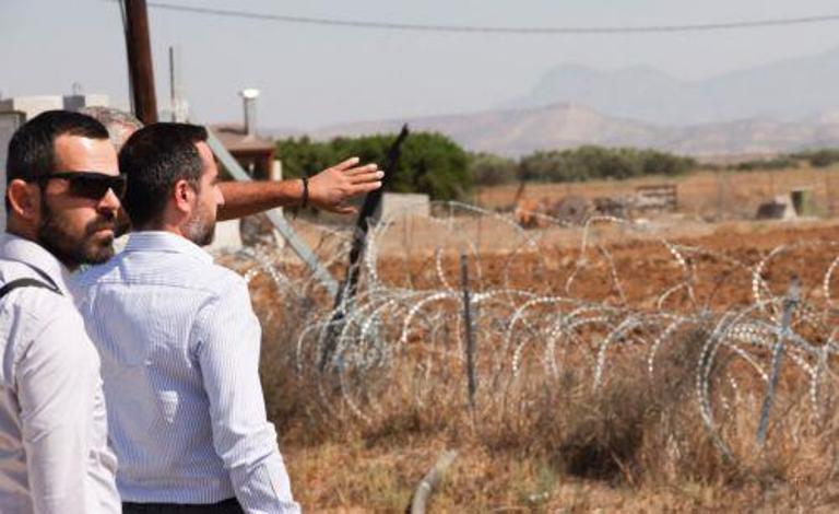 Αυτοψία από Υφ. Μετανάστευσης στη νεκρή ζώνη στην περιοχή Αυλώνας