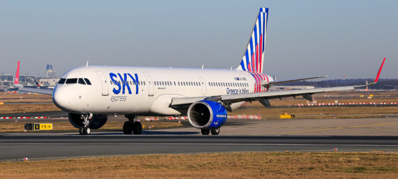 sx-grb-sky-express-airbus-a321-251n_PlanespottersNet_1556483_4080d2fdce_o