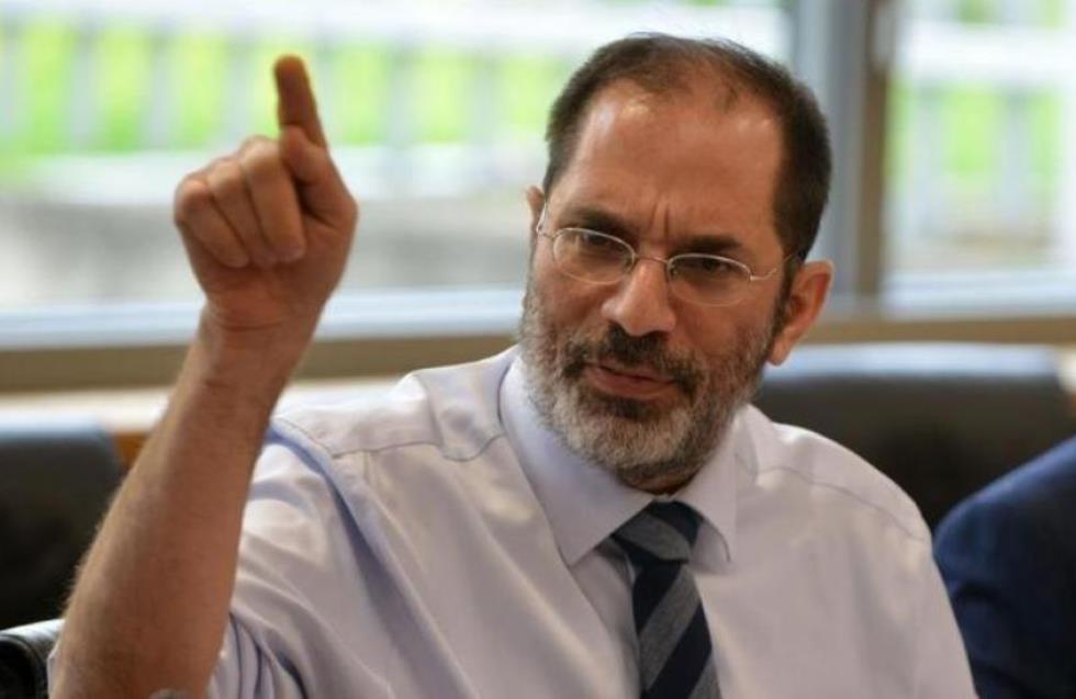 Την πεπατημένη της δημόσιας υπηρεσίας προτείνει ο Ελεγκτής για πολλαπλές συντάξεις