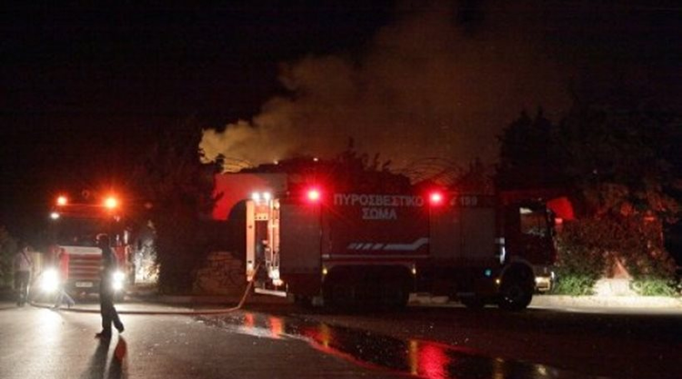 Φώτια σε όχημα τα ξημερώματα στη Λάρνακα