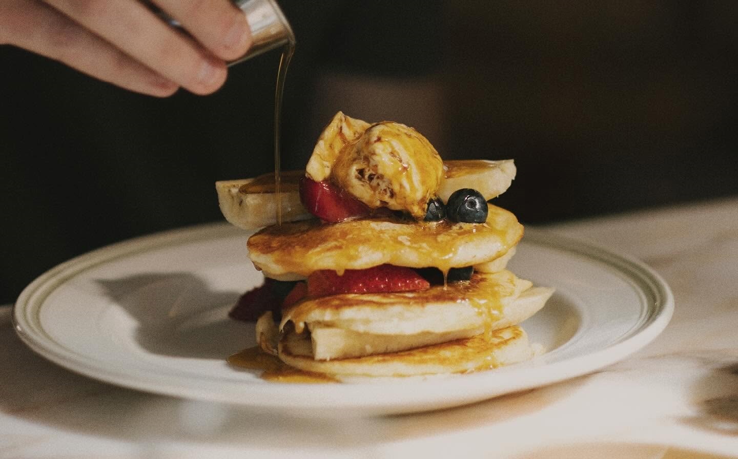 Τα Σαββατοκύριακα πάμε για brunch σε ένα μοντέρνο ξενοδοχείο στο χωριό