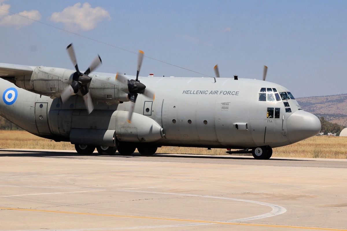 Με C-130 θα επιστρέψουν από τον Λίβανο οι 45 Κύπριοι που εκδήλωσαν ενδιαφέρον