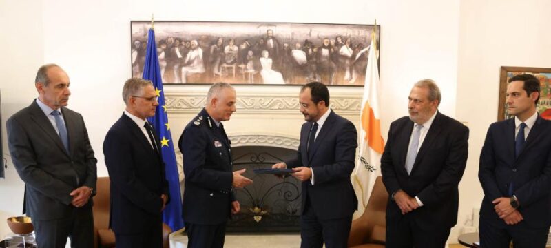 nikos_hristodoylidis_themistos_arnaoytis_0