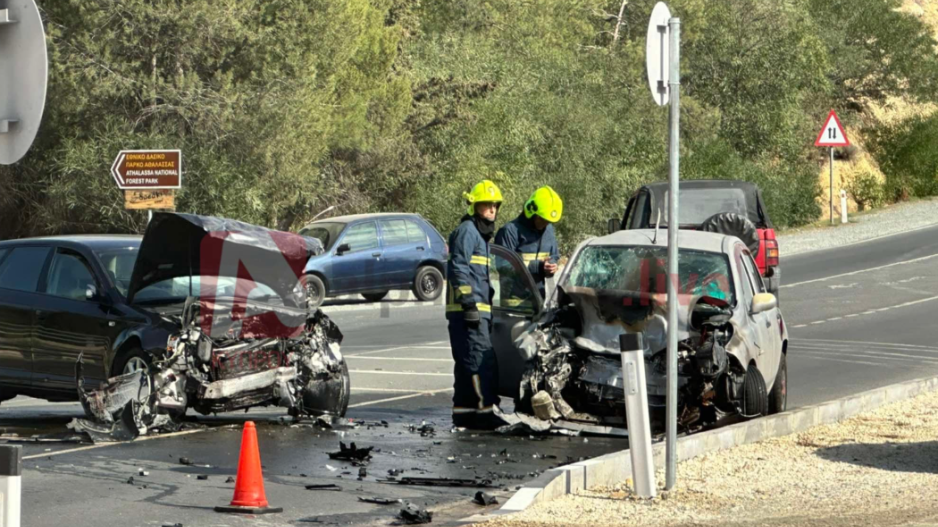 Μάχη για τη ζωή δίνει 39χρονος, άρπαξε φωτιά το όχημά του μετά από τροχαίο