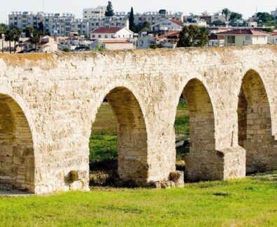 Aqueduct_Kamares_Larnaka_lrg-e1422255432871