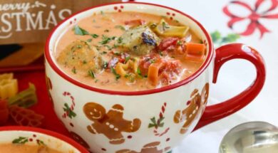 Mugs-of-Christmas-Soup