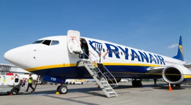 Ryanair-Plane-Boarding