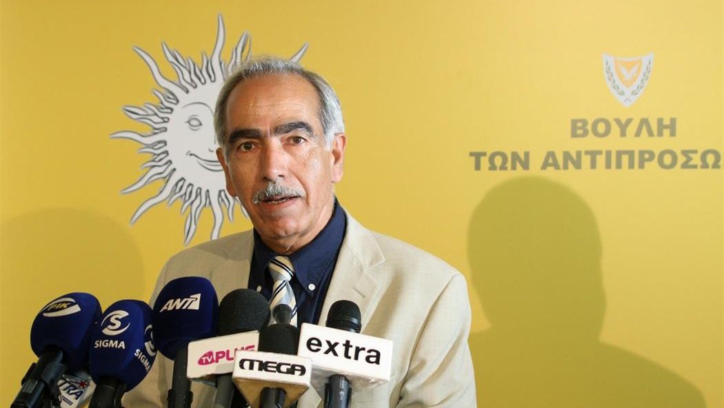 Η Βουλή ανοίγει τον φάκελο των θανάτων στην Κύπρο – «Να φύγει το πέπλο..»