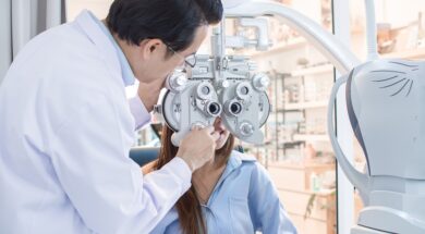 Woman,Having,Problem,Of,Short,Eyesight.,She,Smiling,And,Doing
