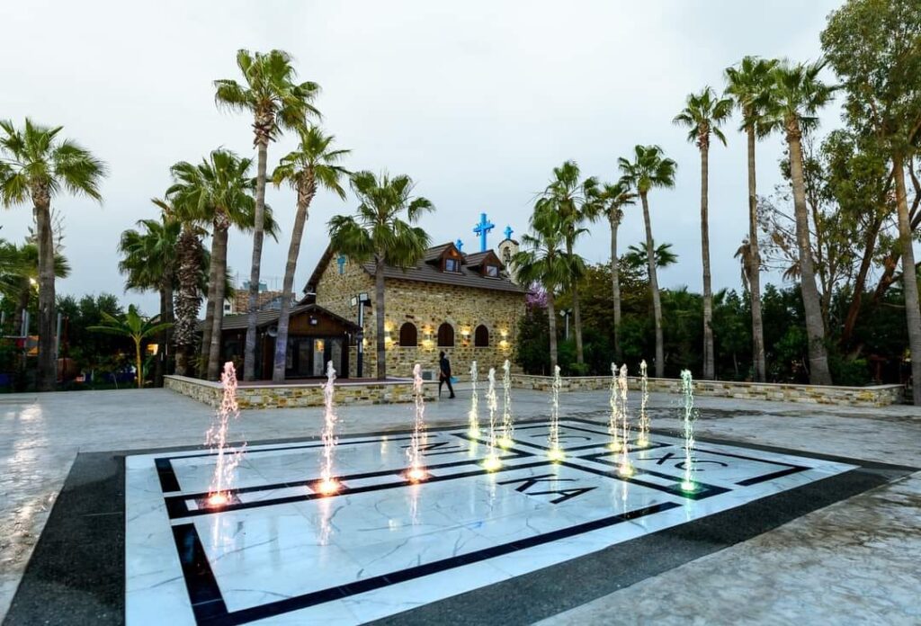 Ο Γέροντας Νίκων στο Περιβόλι Του Αγίου Λαζάρου για ομιλία 