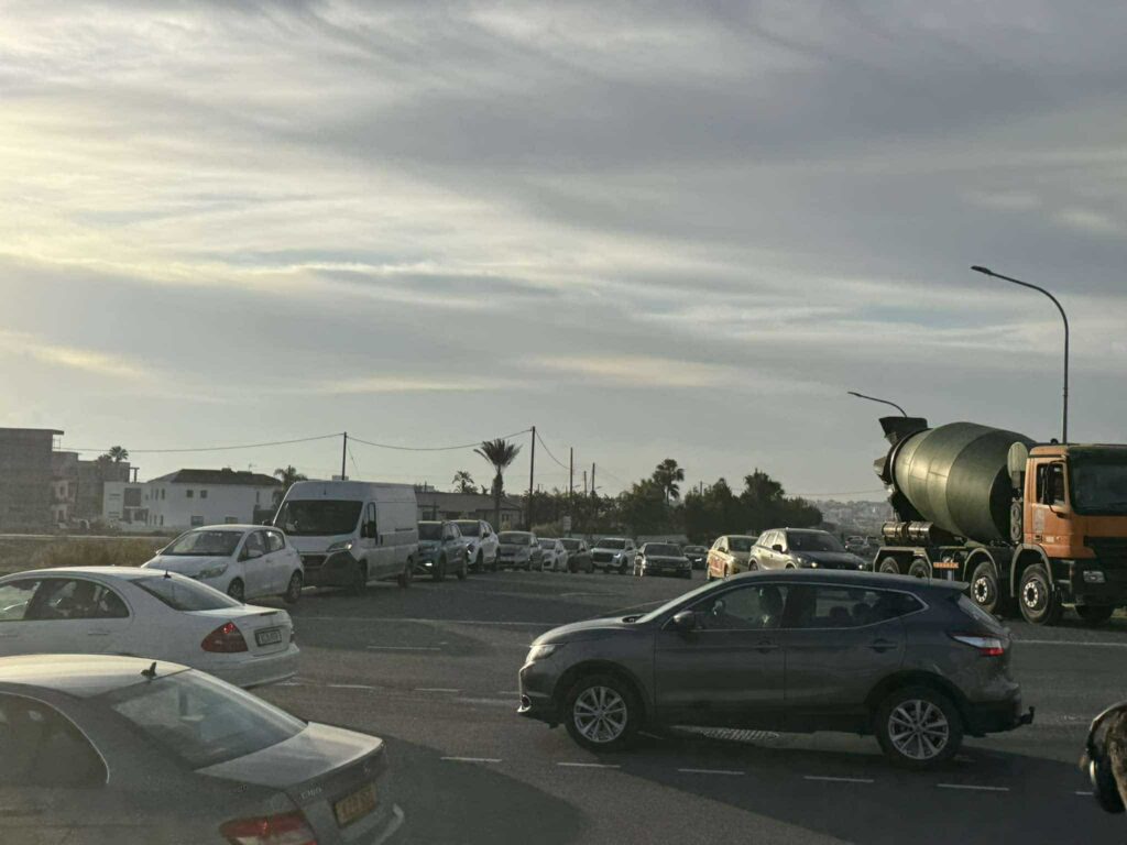 Δρόμος - εφιάλτης στη Λάρνακα: «Από θαύμα δεν έχουμε θρηνήσει ακόμη θύματα»