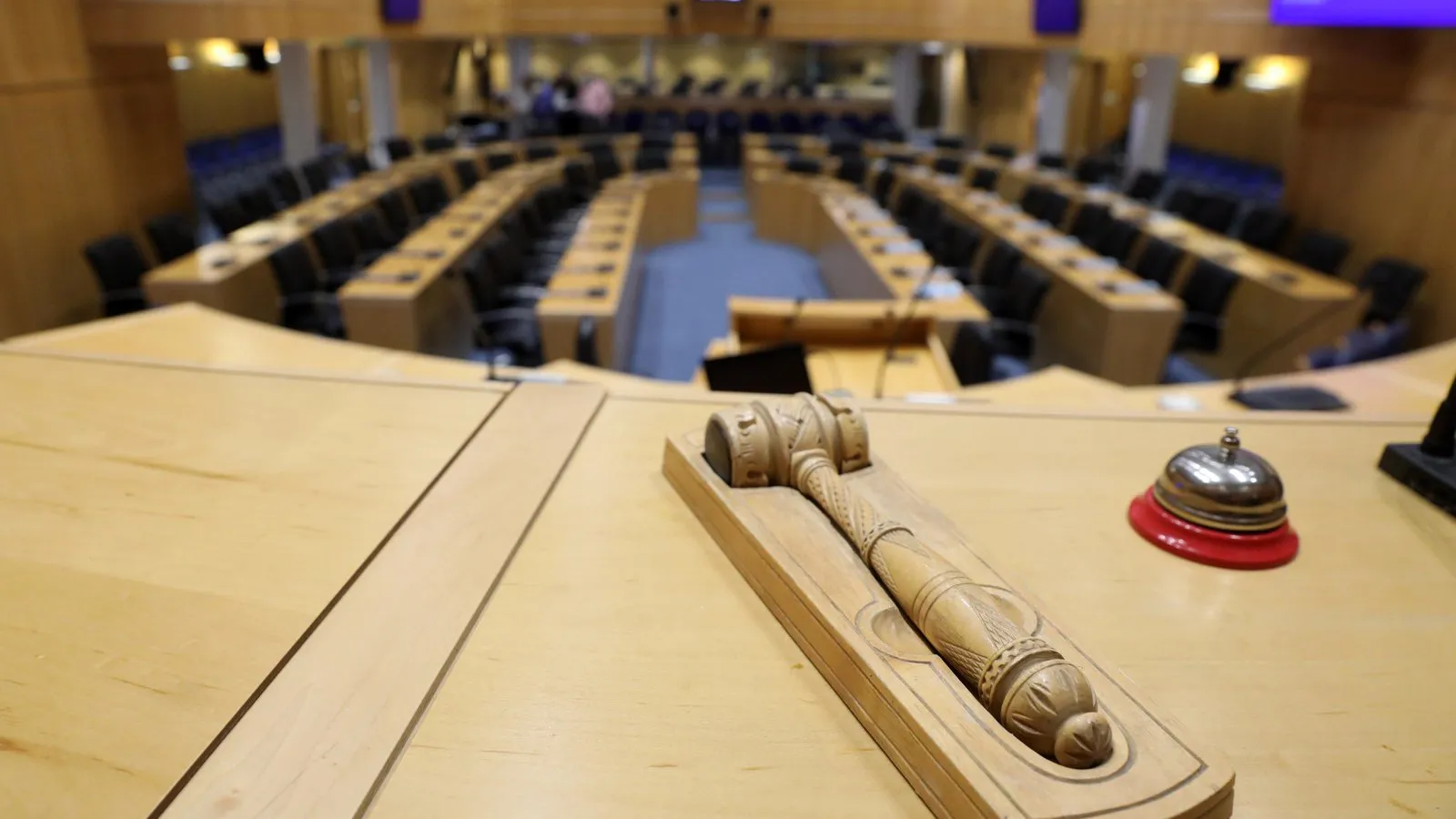 Υπέρ μηχανισμών ελέγχου για αποτροπή εκκόλαψης διαφθοράς η Βουλή