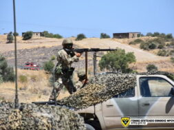 pickup-hilux-with-machine-gun-national-guard