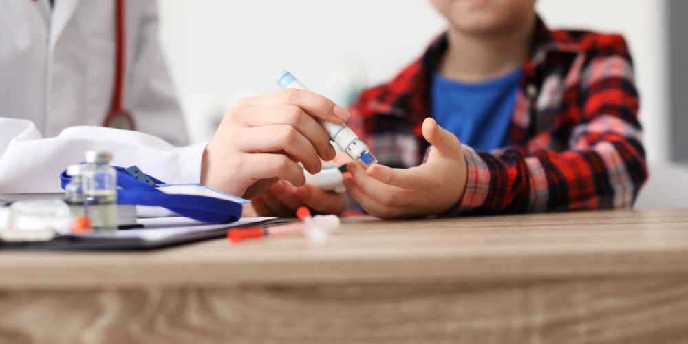 Φωνάζουν για εκπαιδευμένους σχολικούς συνοδούς οι γονείς των παιδιών με διαβήτη