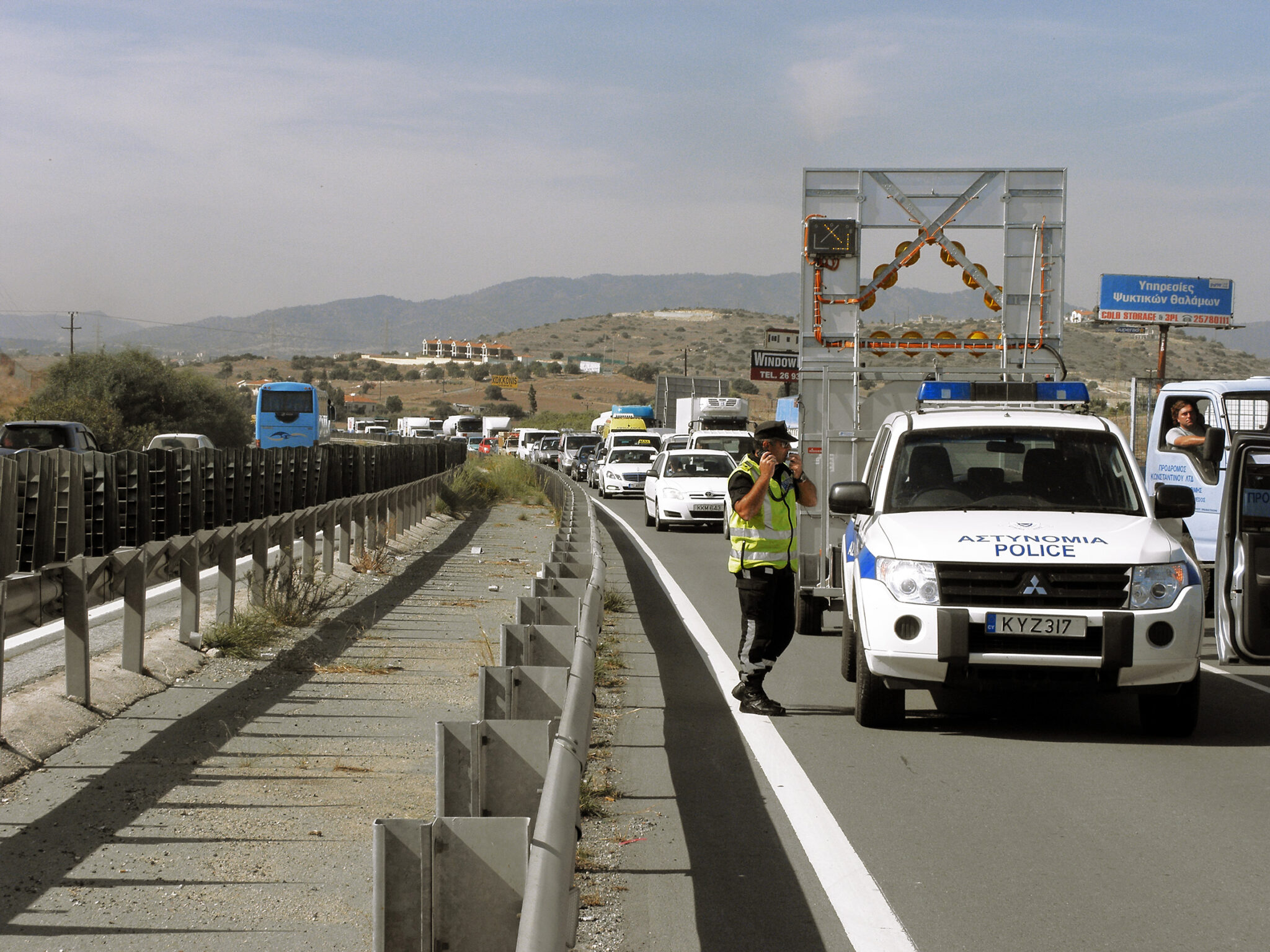 Κλειστή λωρίδα στον αυτοκινητόδρομο Λευκωσίας – Λάρνακας λόγω πυρκαγιάς σε όχημα