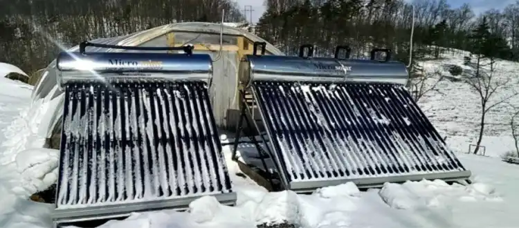 snow-on-Solar-Water-Heater-1600px