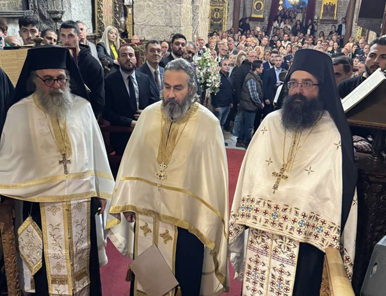 Χειροθεσία του Πάτερ Μάριου Λεμονή σε Πρωτοπρεσβύτερο