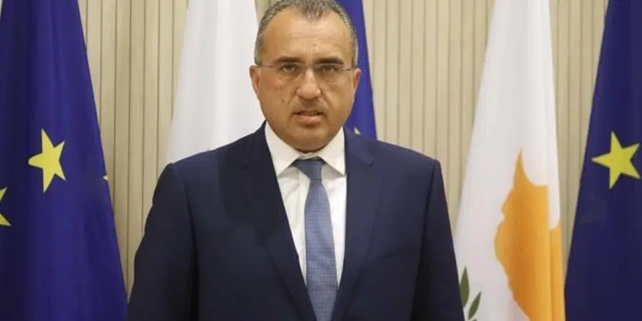  Η πολιτικά έντιμη και ανθρώπινη στάση του Μιχάλη Χατζηπαντέλα.