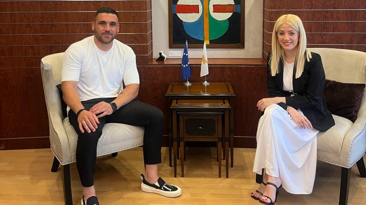 Έκπληξη με Δημήτρη Κουμή: Υποψήφιος στις Βουλευτικές εκλογές με τον ΔΗΣΥ!