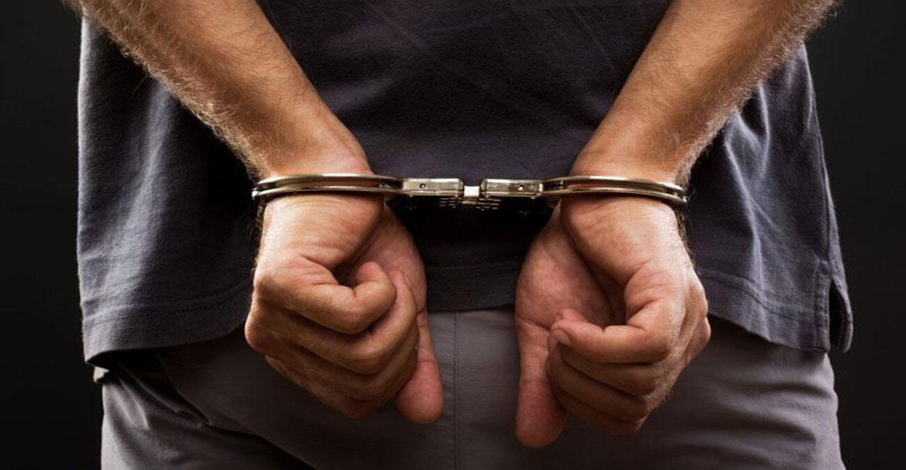Επίθεση σε 17χρονο: Χειροπέδες σε δύο πρόσωπα – Τα αδικήματα που διερευνώνται