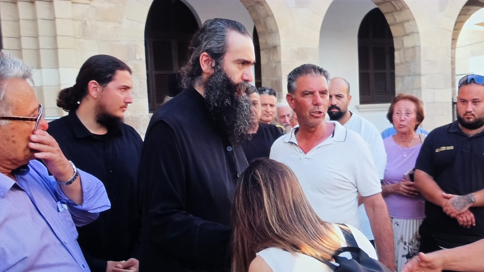 Θέλει να πάει στο Άγιο Όρος ο Τυχικός: Γιατί είναι αδύνατο – Δύσκολες ώρες για τον τέως Μητροπολίτη Πάφου