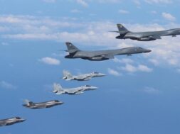 askisi-ipa-n-koreas-me-enaeria-mesa-stin-koreatiki-xersoniso-maxitika-1280×720-1