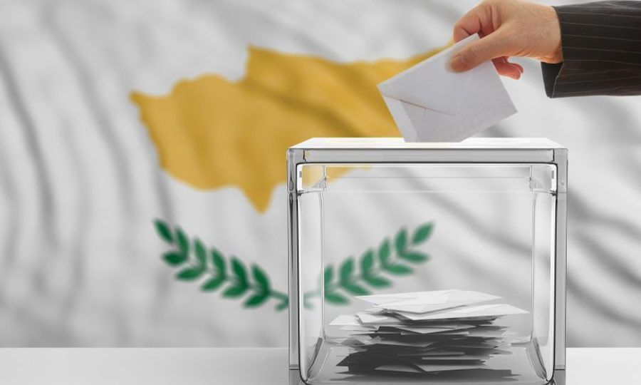 «Πράσινο» Bουλής για ψήφο στα 17 και αυτόματη εγγραφή στους καταλόγους