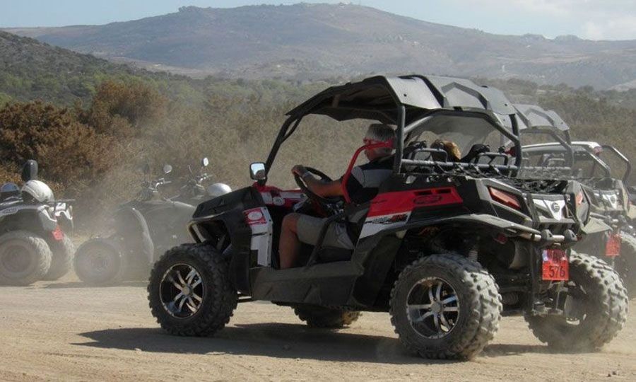 Εγγράφουν οχήματα buggy για τρακτέρ και τα ενοικιάζουν παράνομα