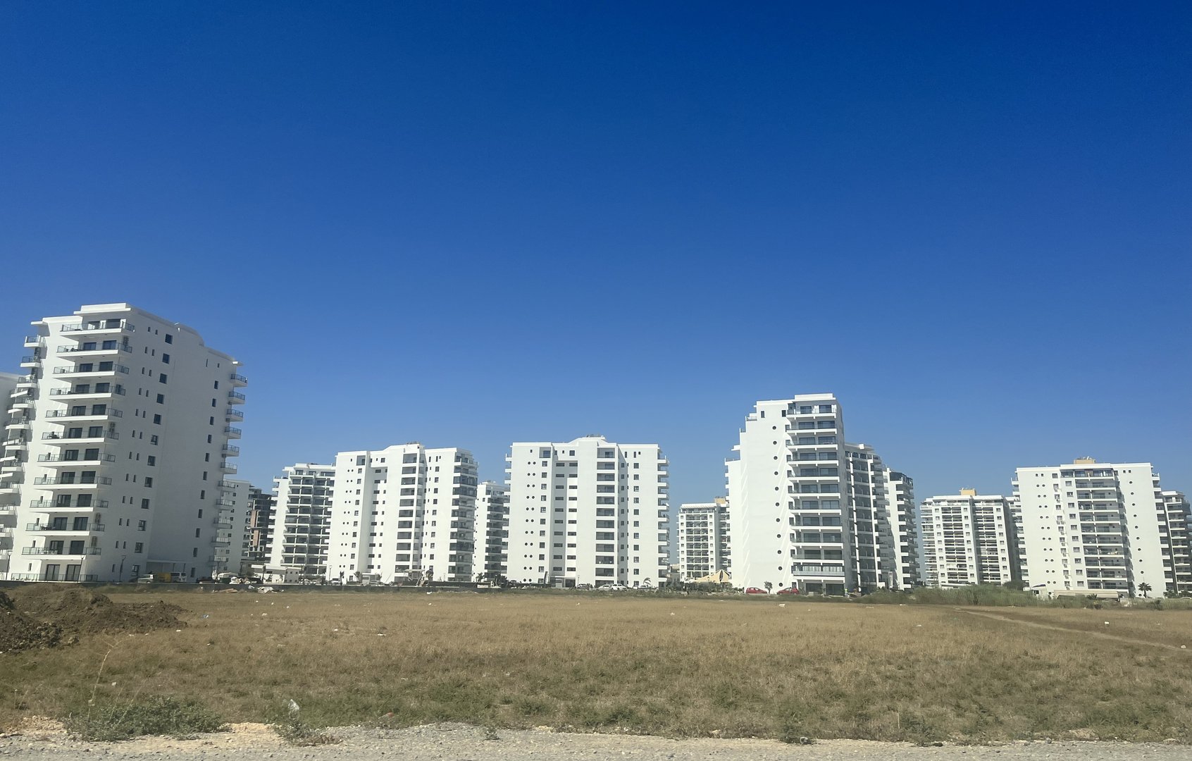 Φάκελος σφετερισμοί: Πώς μετέτρεψαν εν μία νυκτί το Τρίκωμο σε πόλη