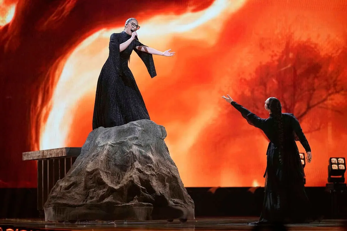 Eurovision 2025: Η Κλαυδία με την «Αστερομάτα» στον τελικό της Eurovision – Οι 26 χώρες που θα διαγωνιστούν το Σάββατο (βίντεο)