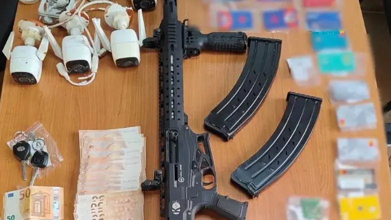 Εξαρθρώθηκαν στην Ελλάδα δύο εγκληματικές οργανώσεις με δράση και στην Κύπρο
