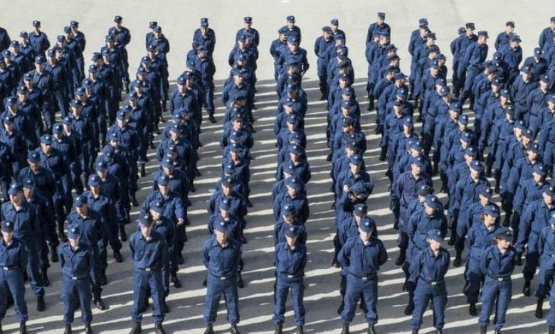 300 θέσεις μόνιμων ειδικών αστυνομικών στη θέση των συμβασιούχων