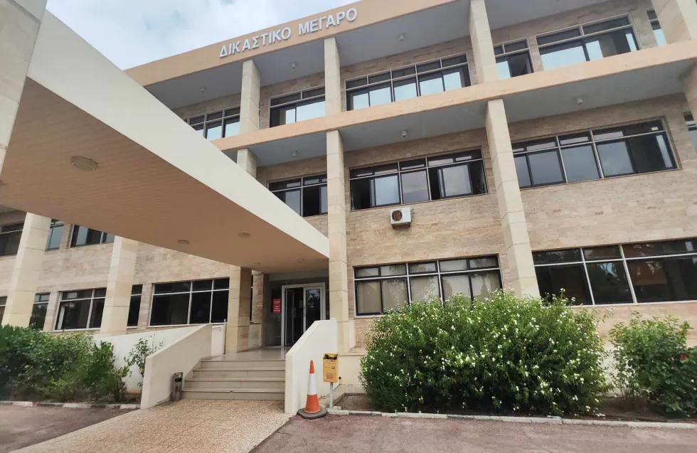 Κακουργιοδικείο Λάρνακας: Στη φυλακή 36χρονος για την υπόθεση εύρεσης όπλων σε τάφο στη Λάρνακα τον Μάιο 2024