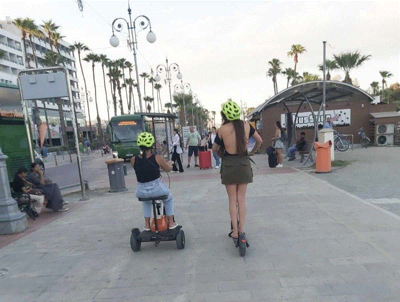 Κάντε ένα έλεος με τα Scooter σε Φοινικούδες και Πιαλέ Πασά στη Λάρνακα