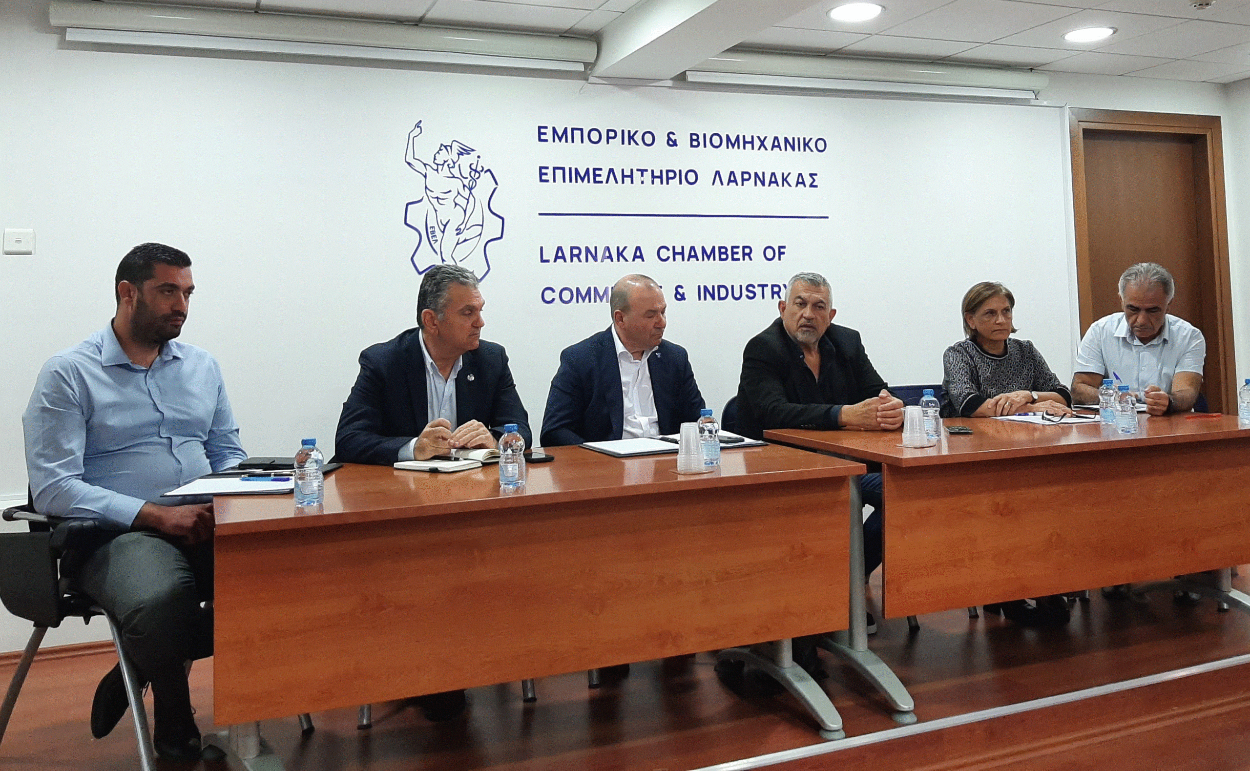 Συνάντηση ΕΒΕΛ και μελών του Επιχειρηματιών Ανάπτυξης Γης μαζί με τον Πρόεδρο του ΕΟΑ κ. Άγγελο Χατζηχαραλάμπους