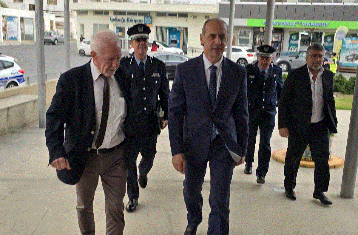 O Yπουργός Δικαιοσύνης στο Δήμο Αθηένου (φώτο)