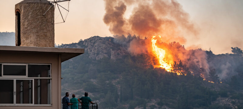 ΦΩΤΙΑ ΣΤΗ ΧΙΟ 2η ΜΕΡΑ