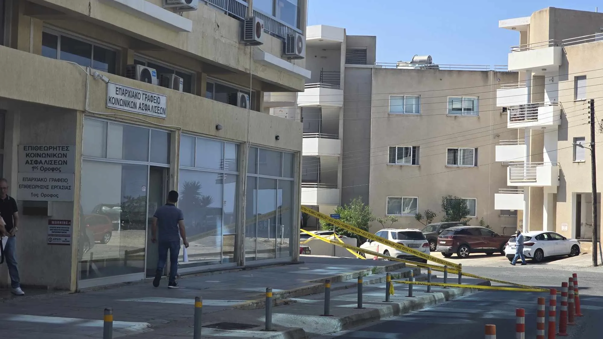 Πυροβολισμοί στα γραφεία των Κοινωνικών Ασφαλίσεων Πάφου (φώτο)
