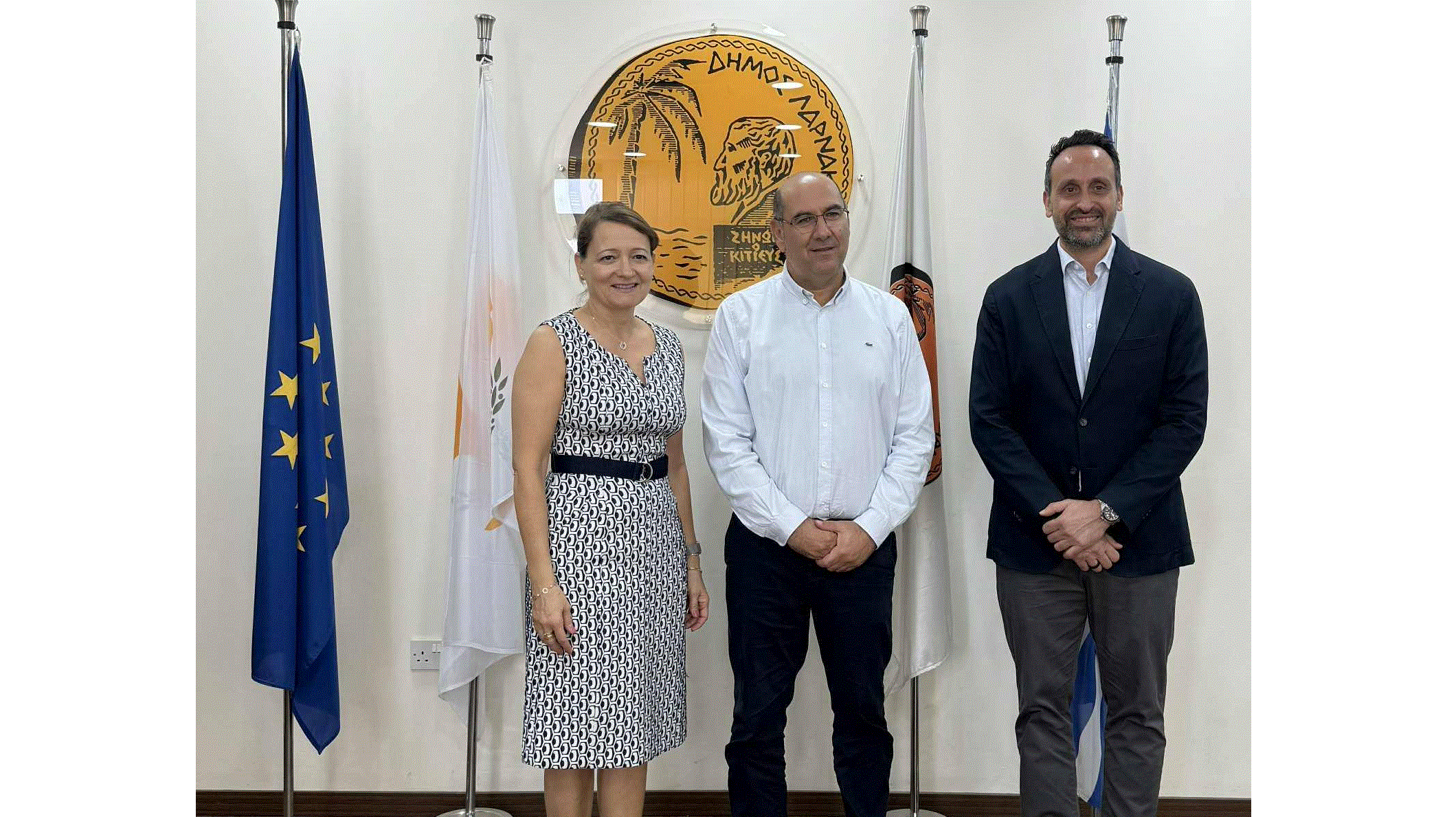 Συνάντηση του Δημάρχου Λάρνακας με την Πρέσβειρα και τον Επίτιμο Πρόξενο της Πορτογαλίας στην Κύπρο