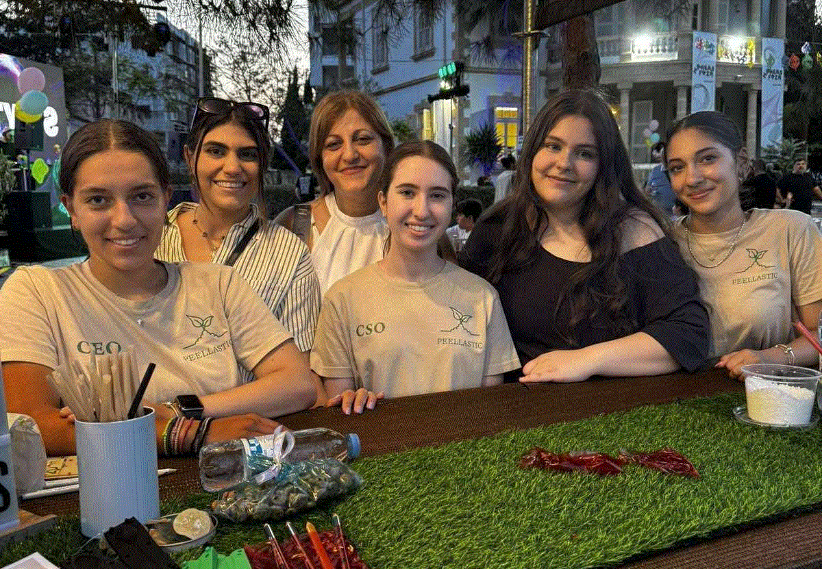 Στο Maker’s Fair στο πάρκο Σαλίνα στη Λάρνακα η νικήτρια ομάδα του Λυκείου Αγίου Γεωργίου Λάρνακας του Α’ Βραβ