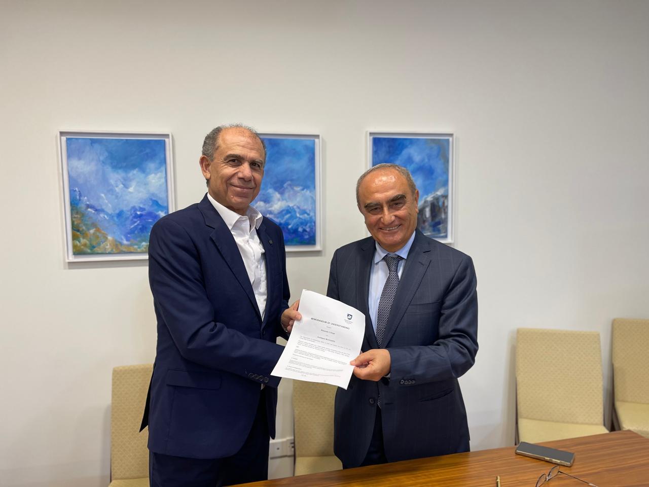 Yπογράφθηκε μνημόνιο συνεργασίας μεταξύ του Alexander College και του Δήμου Αραδίππου, που στοχεύει στην προώθηση της εκπαίδευσης, του πολιτισμού, της κοινωνικής συνοχής και της καινοτομίας στην τοπική κοινωνία