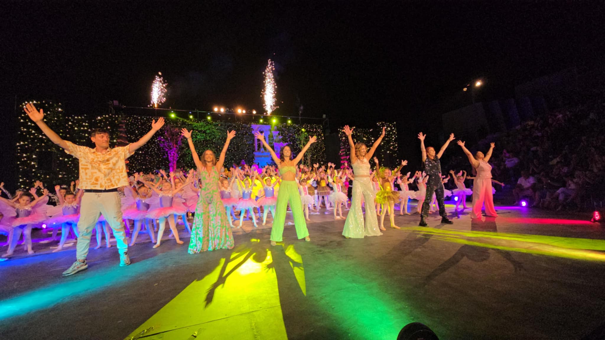 “Άγγιξε” το κοινό η παράσταση “Snowwhy” του ALMA Dance Studio – Δείτε το φωτορεπορτάζ