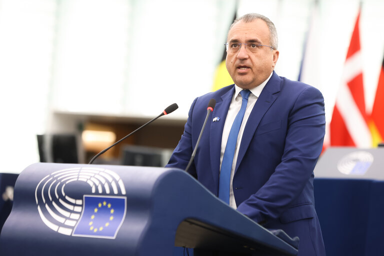 Υπερψηφίστηκε η γνωμοδότηση Χατζηπαντέλα για ενίσχυση συνεργασίας ΕΕ – ΗΒ σε θέματα υγείας