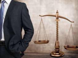 dikigoros-larisa-dagklis-lawyers4u.gr-1