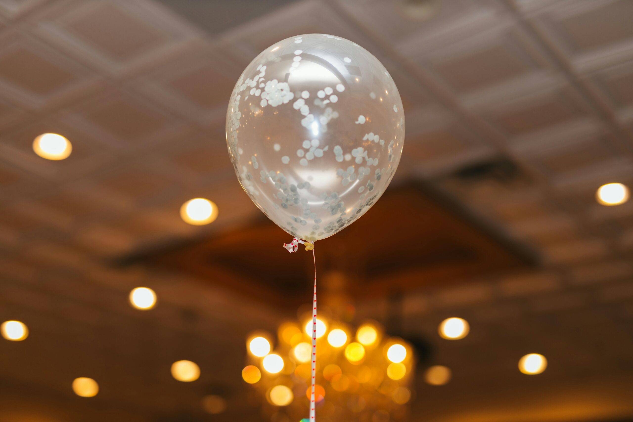 Balloons Decor: Αν σου αρέσει η δημιουργικότητα και τα χρώματα αυτή η εργασία είναι για σένα!