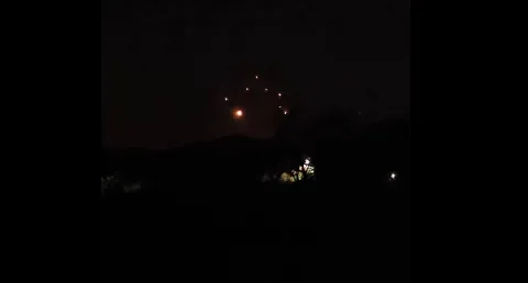 Ορατή από την Κύπρο η νέα ιρανική πυραυλική επίθεση κατά του Ισραήλ (βίντεο)