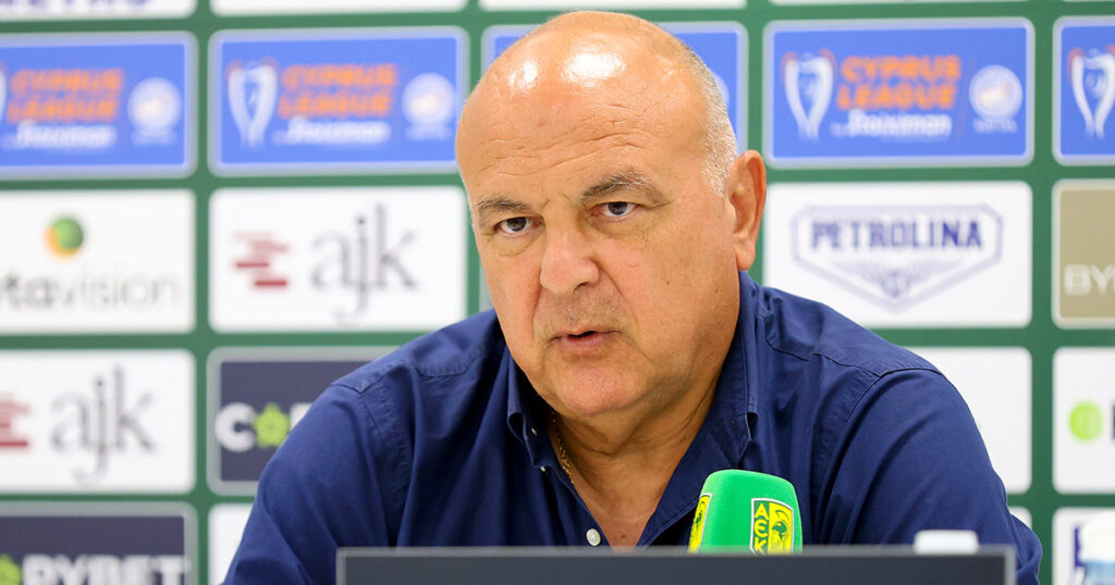 Ο Καραπατάκης ετοιμάζει Διάσκεψη Τύπου όπου θα μιλήσει για όλους και για όλα!