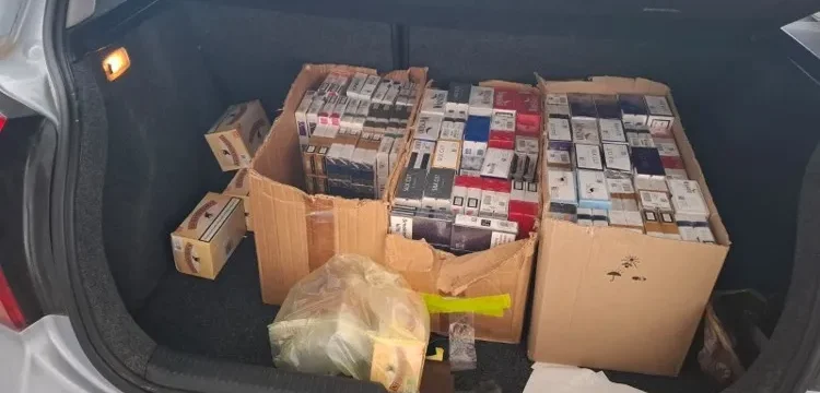 thumbnail_tobacco_car-thumb